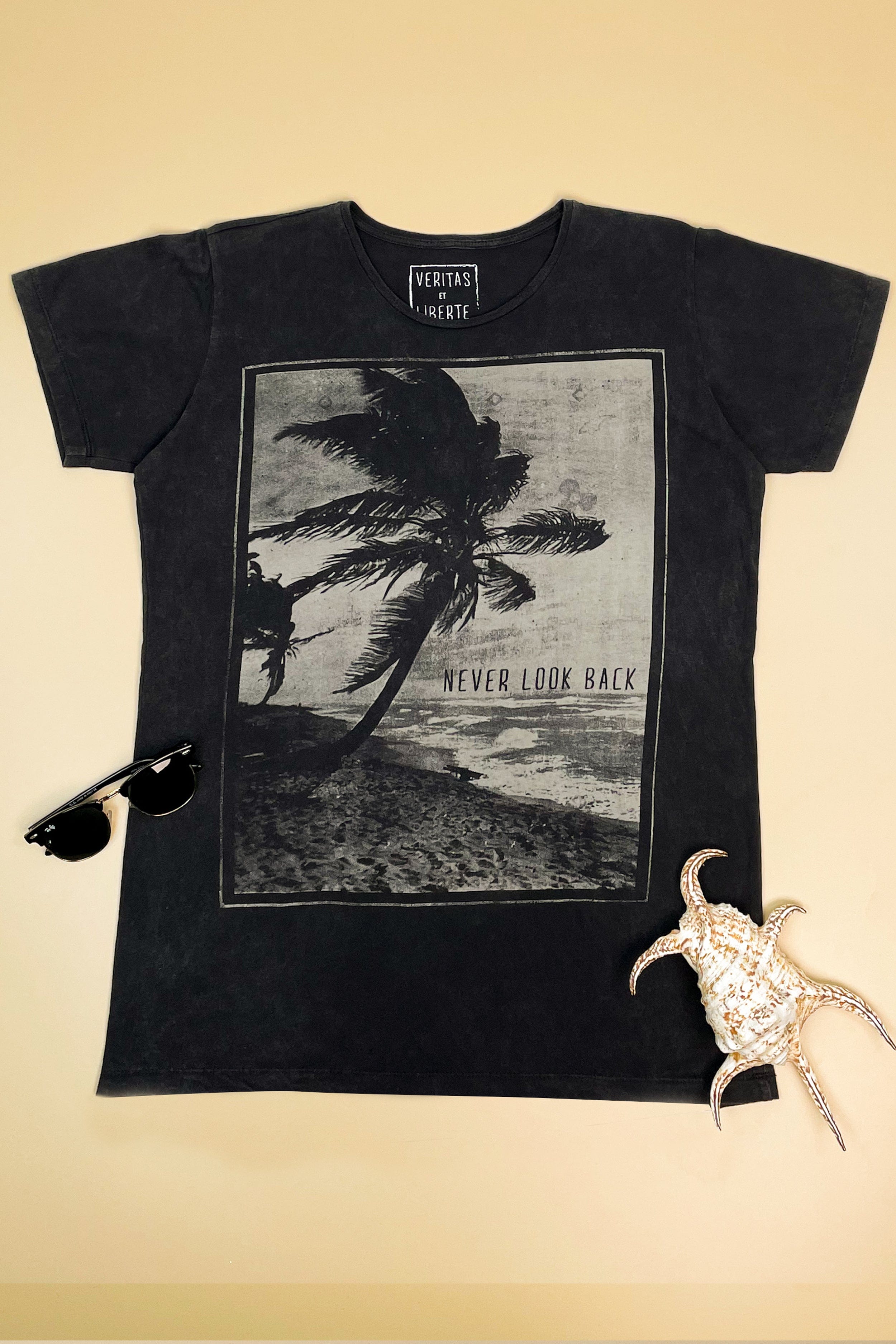 Lvt Never Look Back - Man T-Shirt - VERITAS & LIBERTE