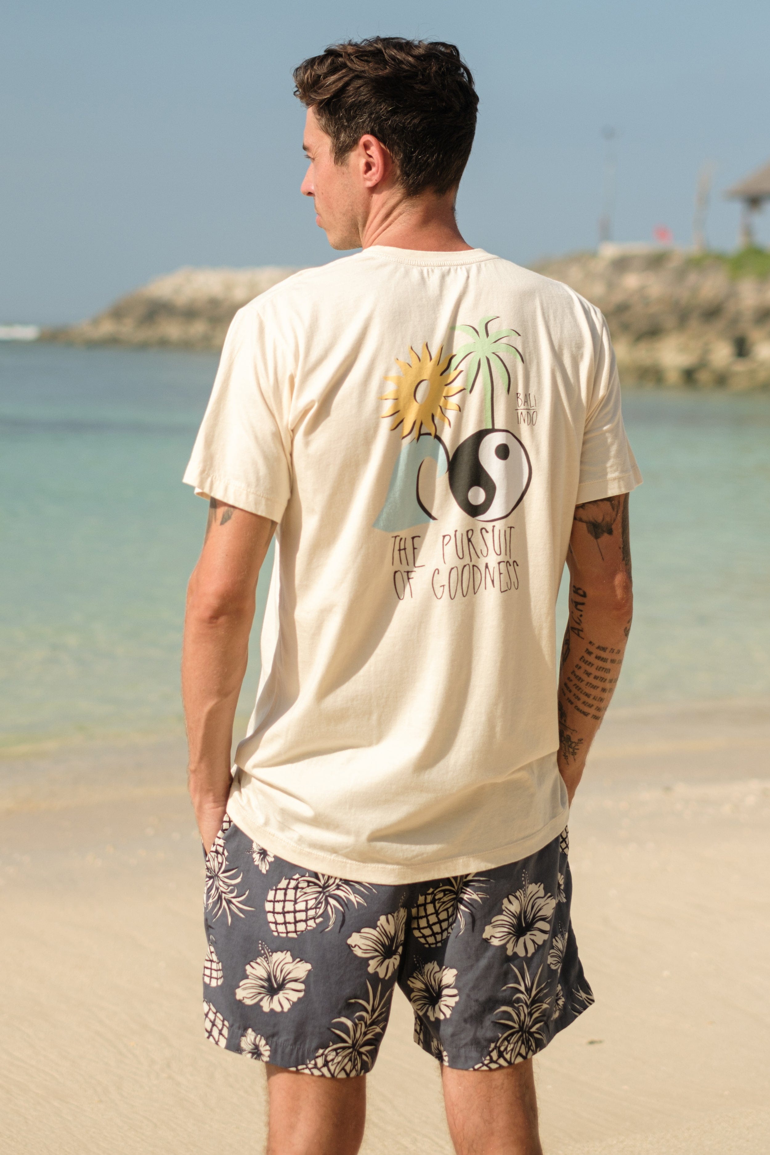 Ts The Pursuit - Man T-Shirt - LOST IN PARADISE