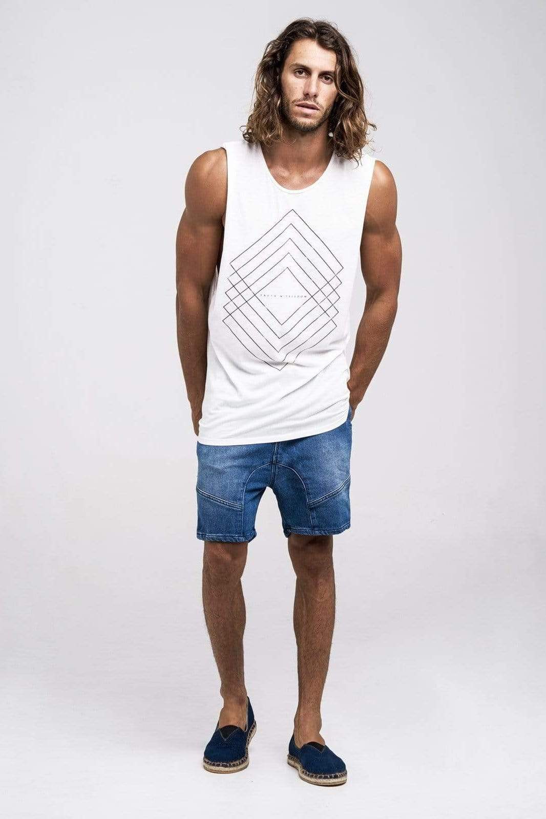 Lvm Truth Square - Man Singlet - VERITAS & LIBERTE